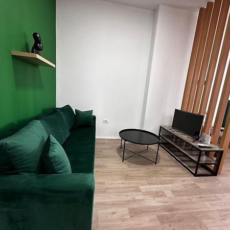 Cactus Apartments Дуррес Екстер'єр фото