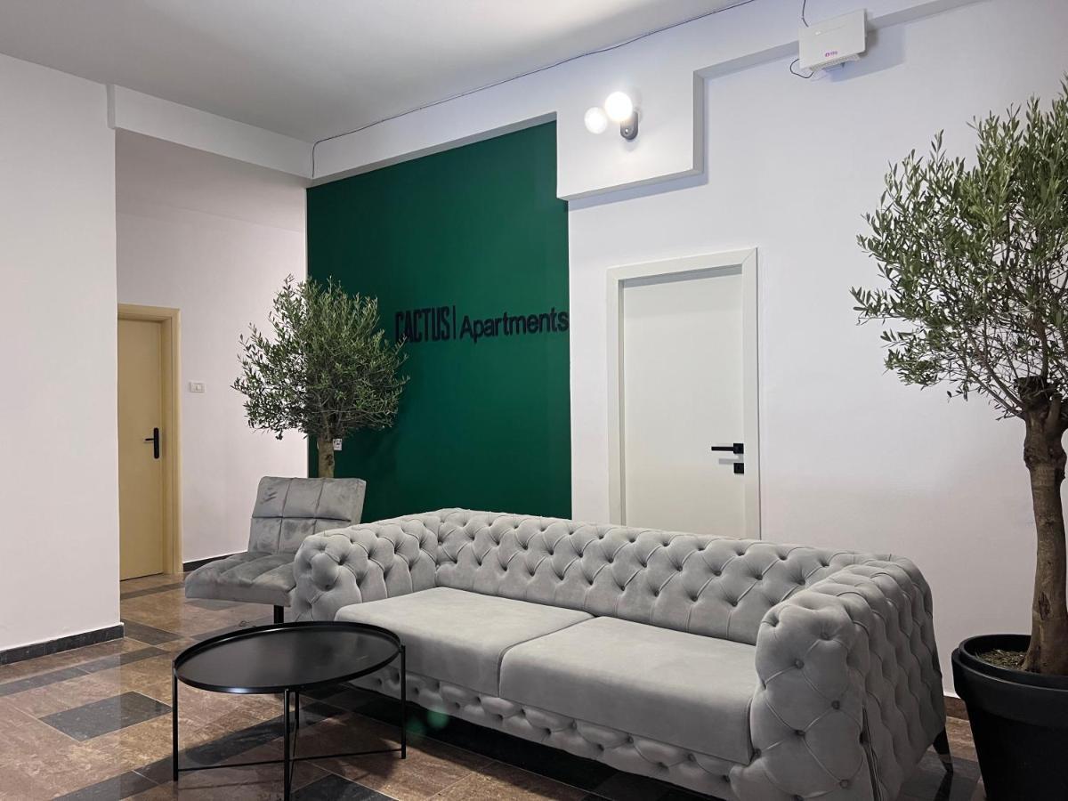 Cactus Apartments Дуррес Екстер'єр фото