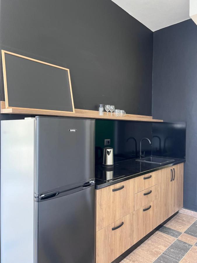 Cactus Apartments Дуррес Екстер'єр фото