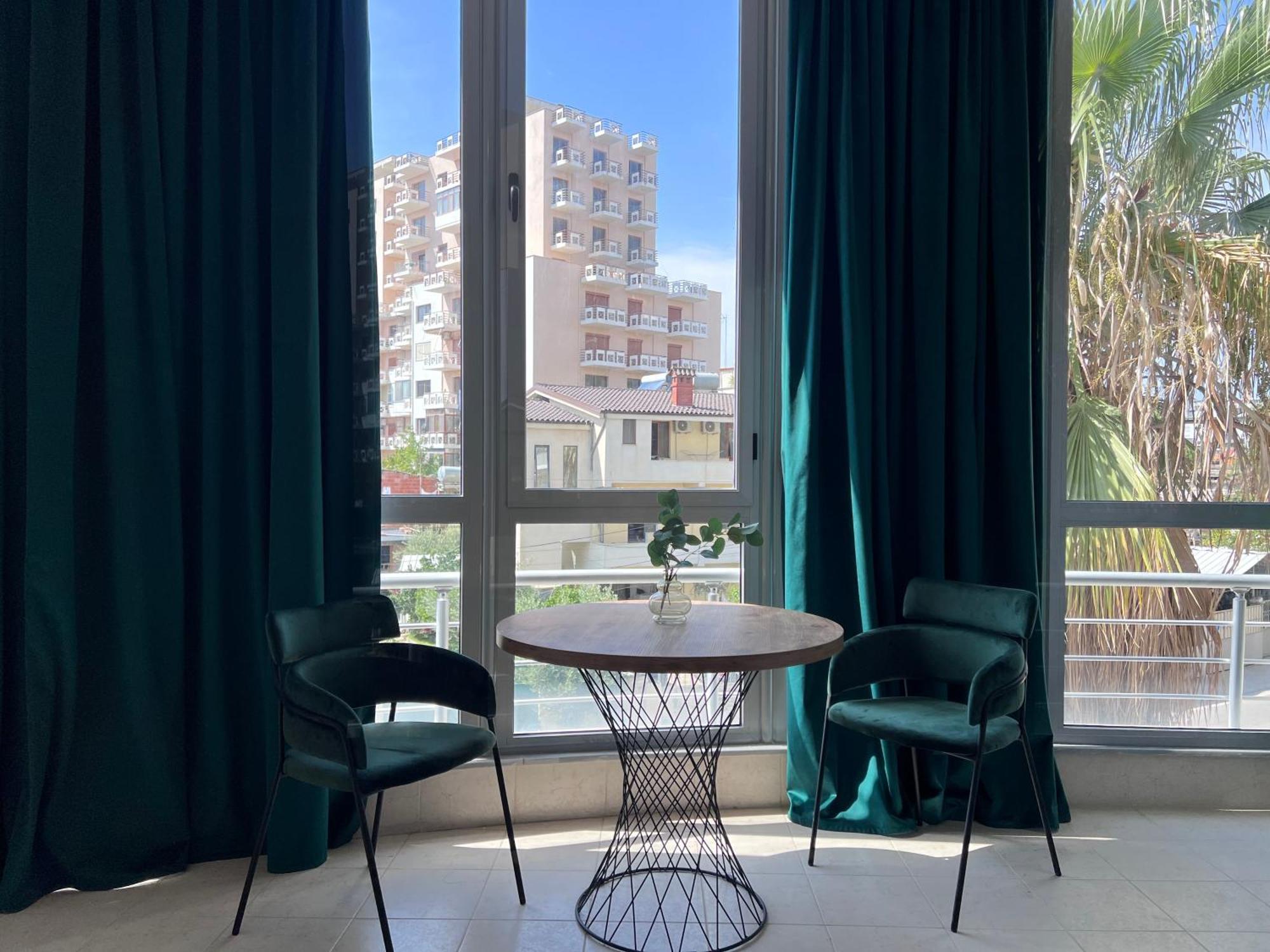 Cactus Apartments Дуррес Екстер'єр фото