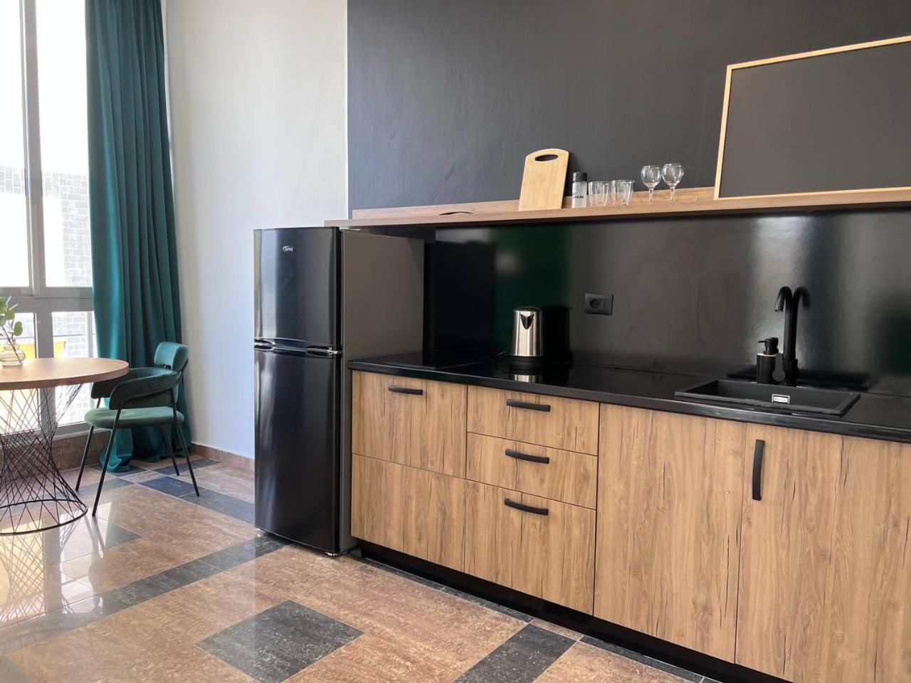 Cactus Apartments Дуррес Екстер'єр фото