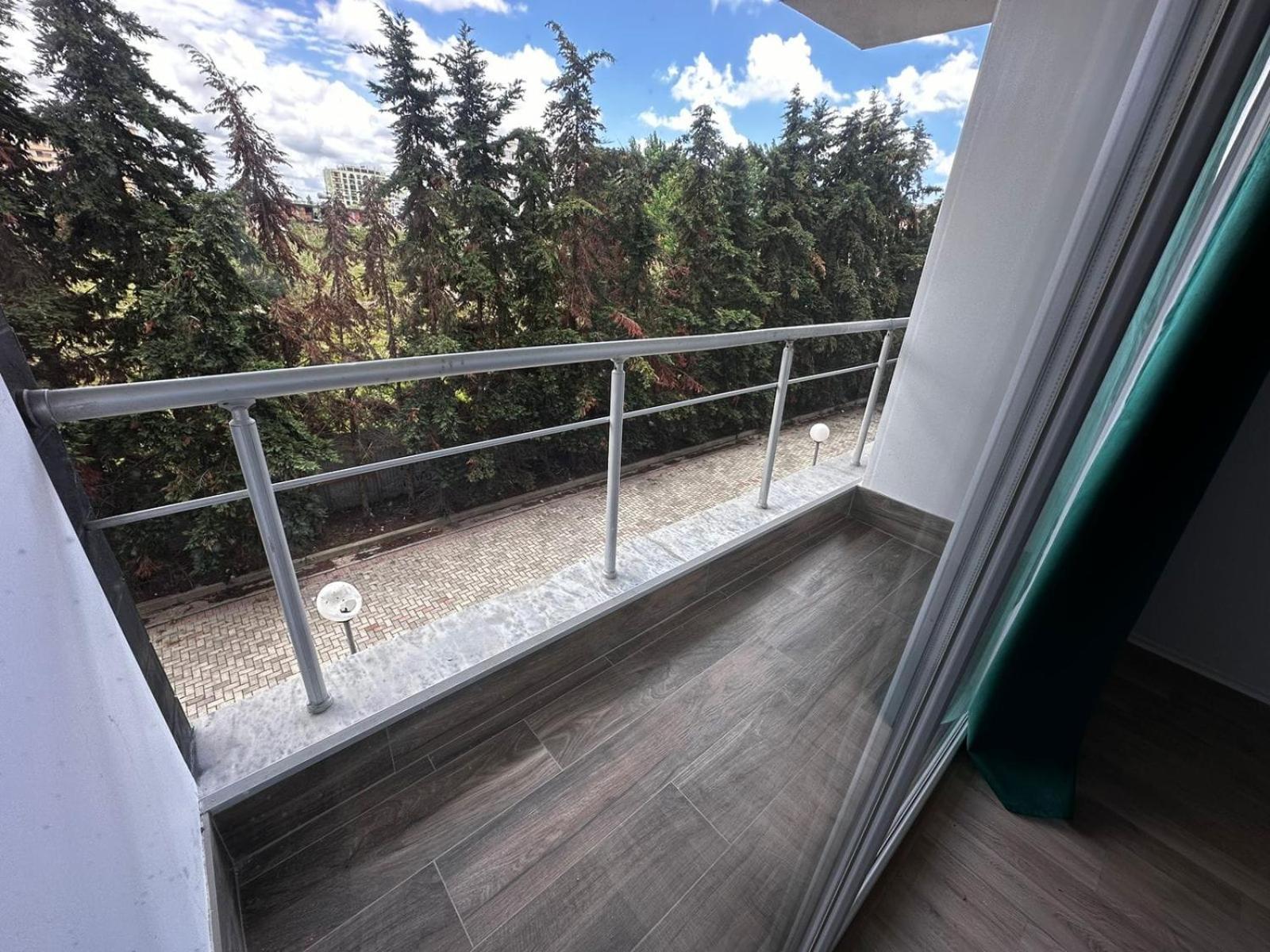 Cactus Apartments Дуррес Екстер'єр фото