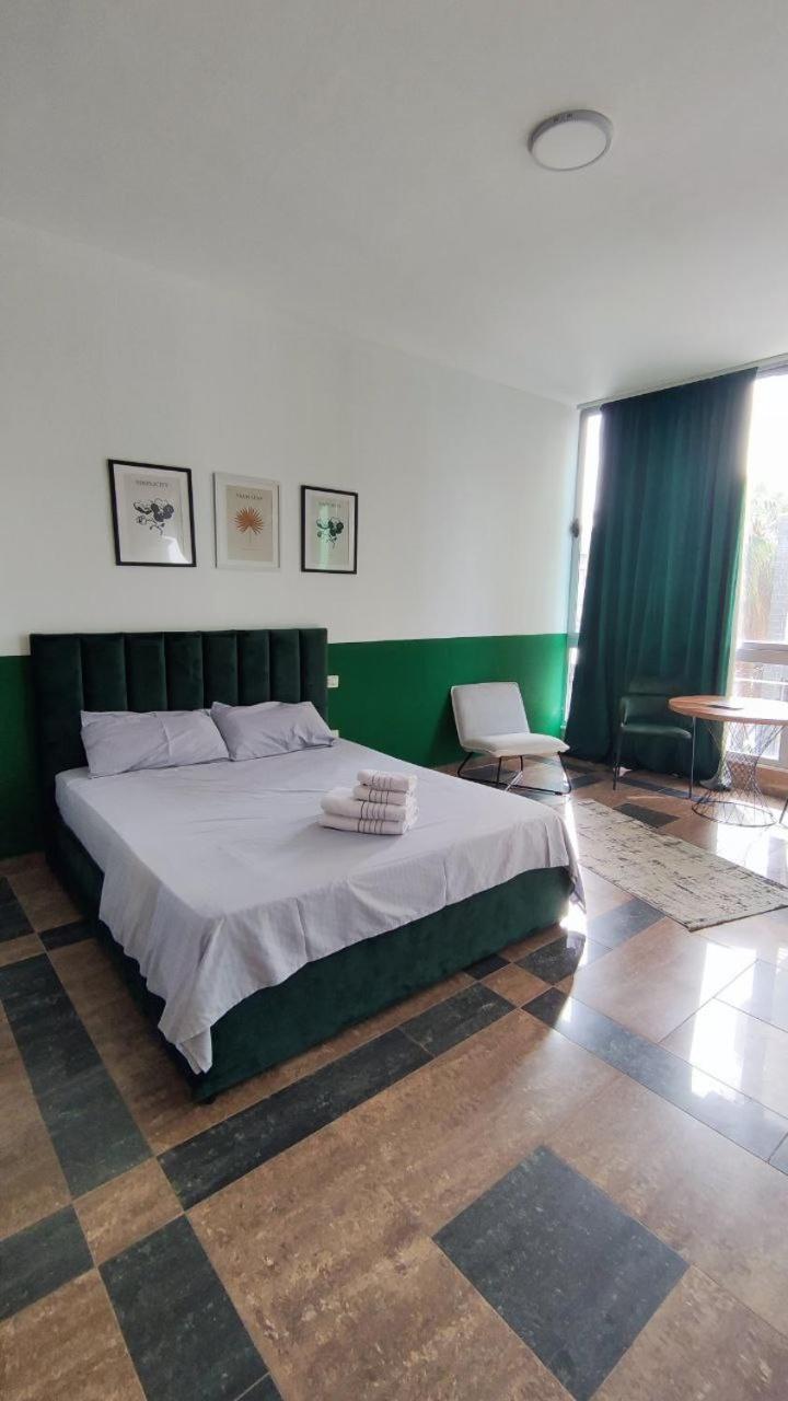 Cactus Apartments Дуррес Екстер'єр фото